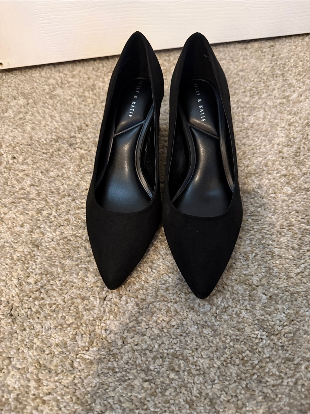 Kelly & Katie Black Pointed Toe Pumps - Chic Women's Heels